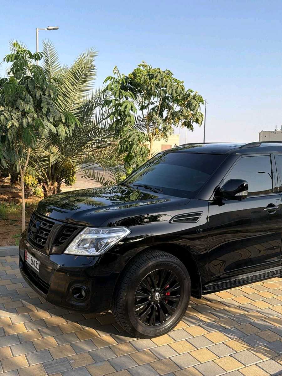 Car Image 2015 NISSAN PATROL Platinum