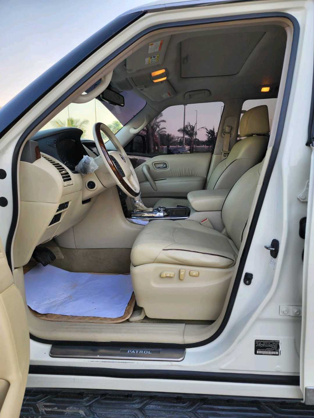 Car Image 2014 NISSAN PATROL Platinum