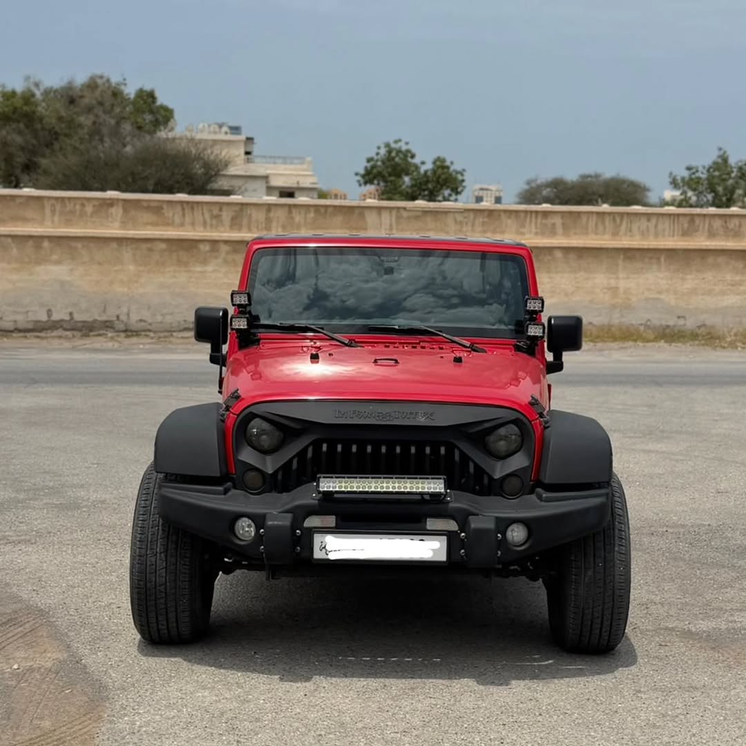 Car Image 2018 JEEP WRANGLER SAHARA