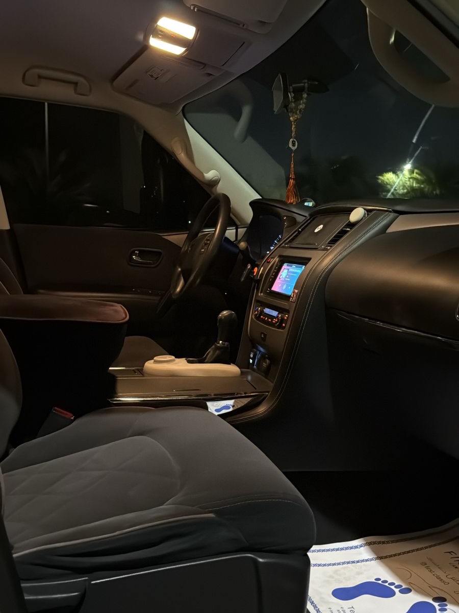 Car Image 2019 NISSAN PATROL 