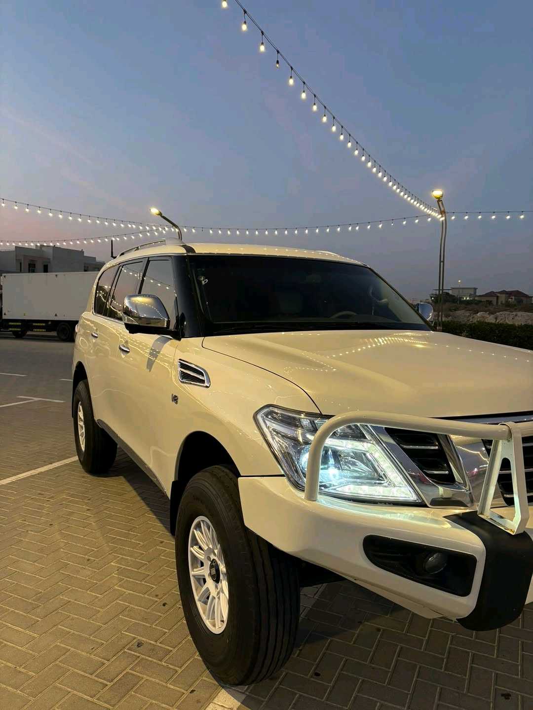 Car Image 2016 NISSAN PATROL Platinum