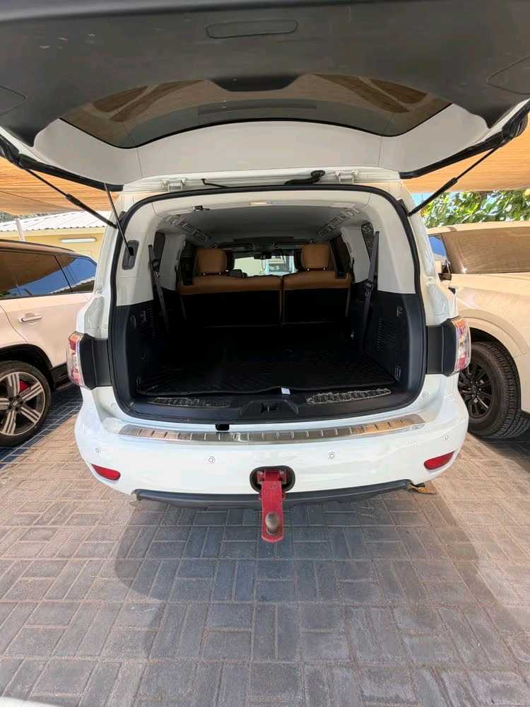 Car Image 2014 NISSAN PATROL Platinum