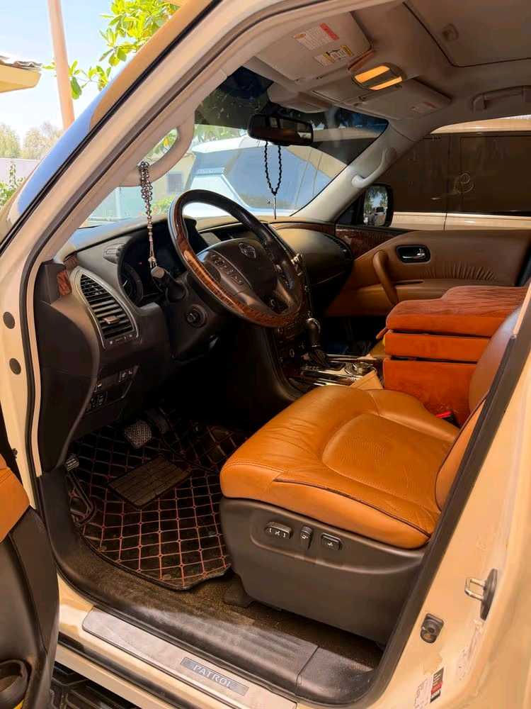 Car Image 2014 NISSAN PATROL Platinum