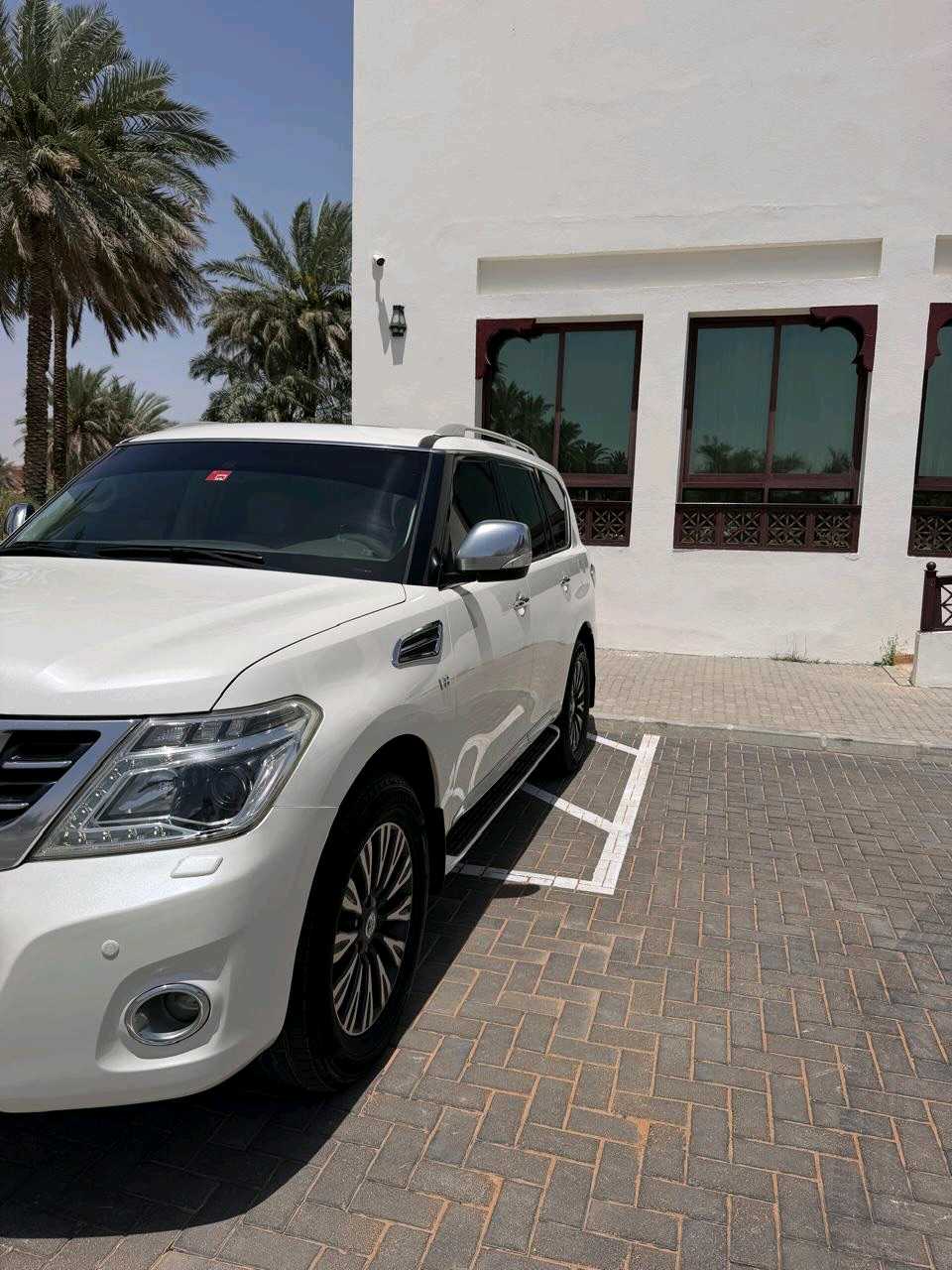 Car Image 2014 NISSAN PATROL SE