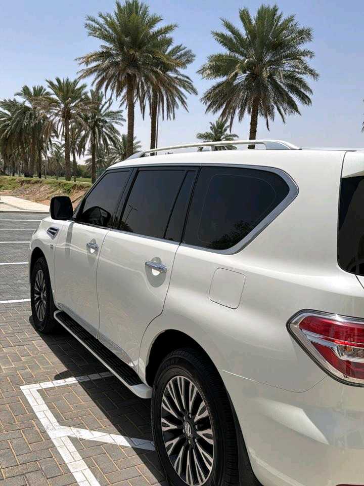 Car Image 2014 NISSAN PATROL SE