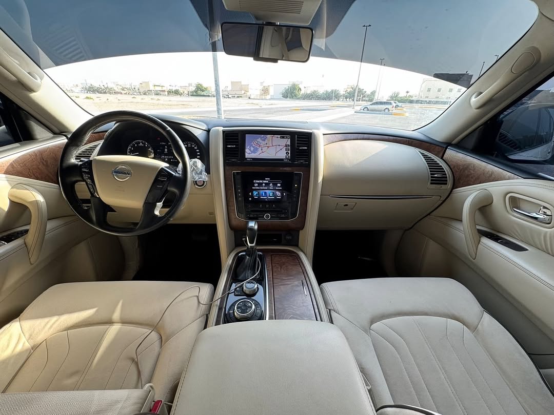 Car Image 2020 NISSAN PATROL SE
