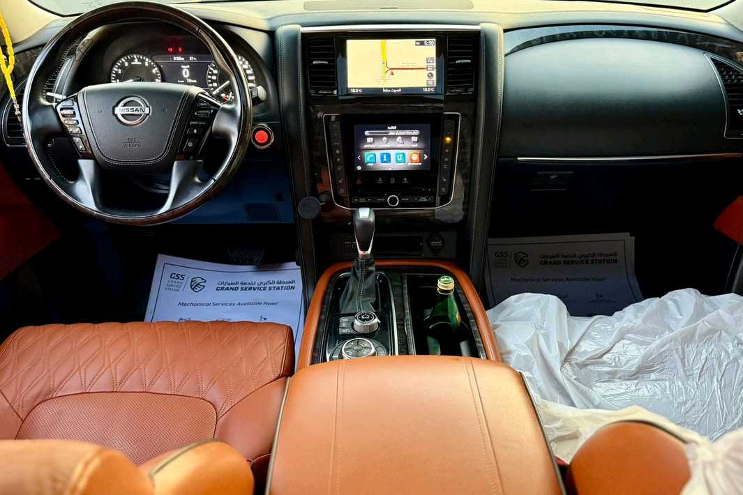Car Image 2021 NISSAN PATROL Platinum