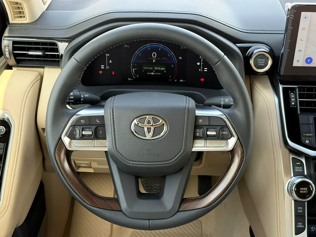Car Image 2025 TOYOTA LAND CRUISER GX.R