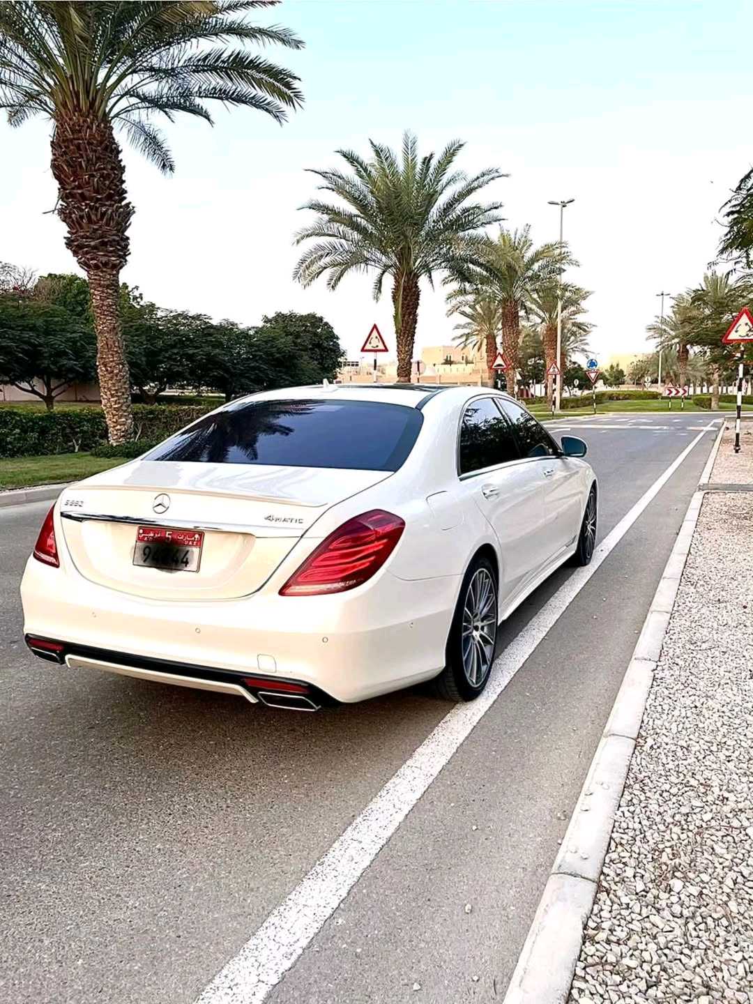 Car Image 2016 MERCEDES S Class 550