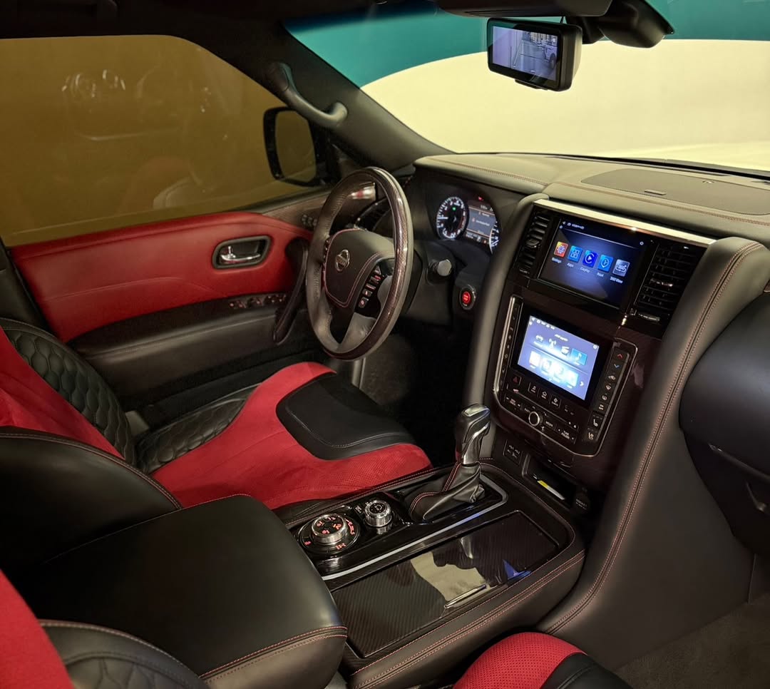Car Image 2015 NISSAN PATROL LE