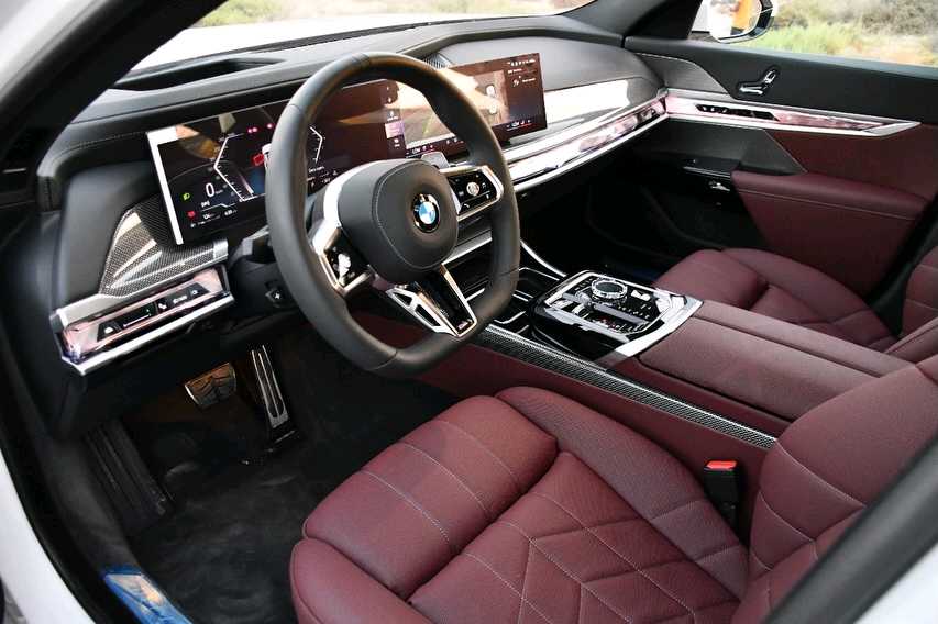 Car Image 2026 BMW 7 SERIES 735