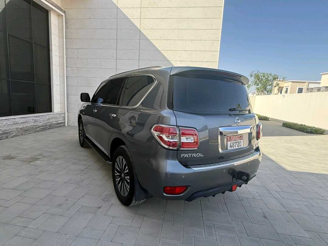 Car Image 2016 NISSAN PATROL SE