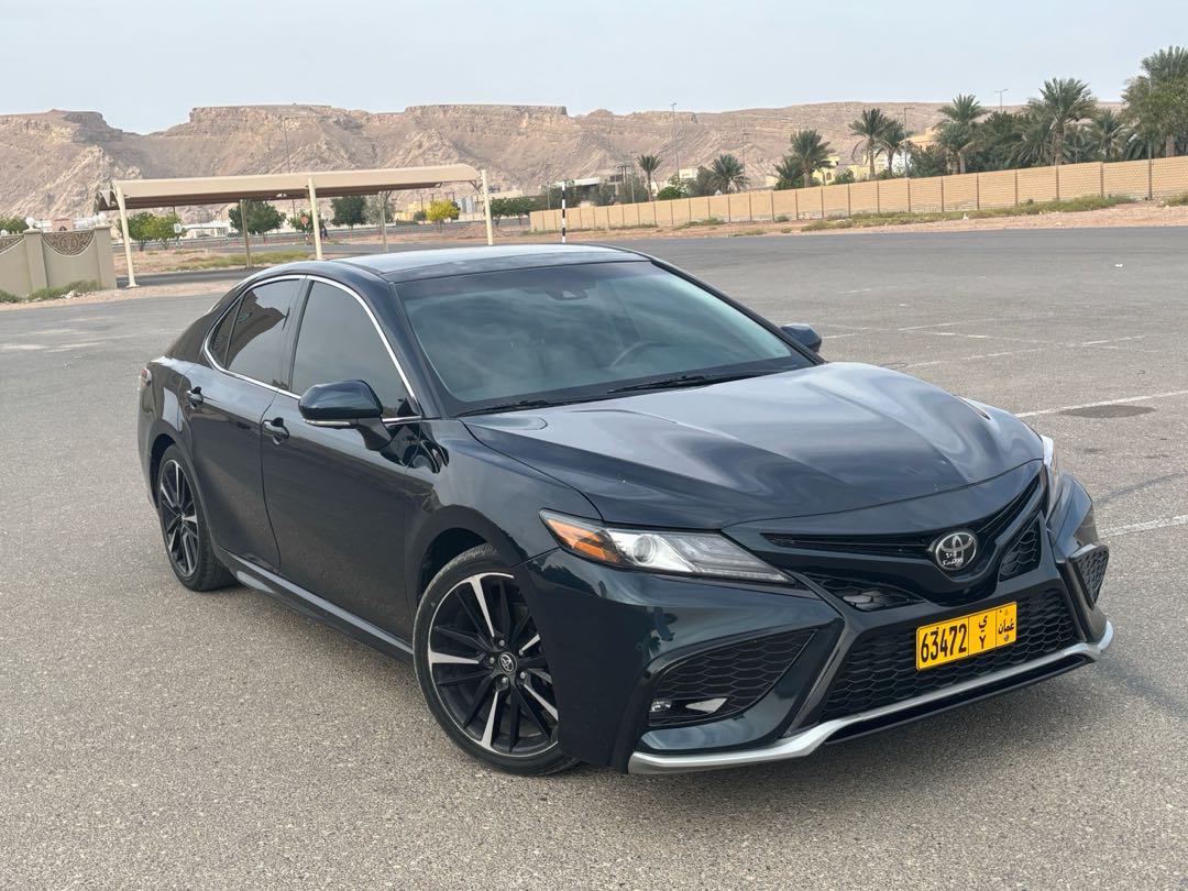 Car Image 2018 TOYOTA CAMRY XSE