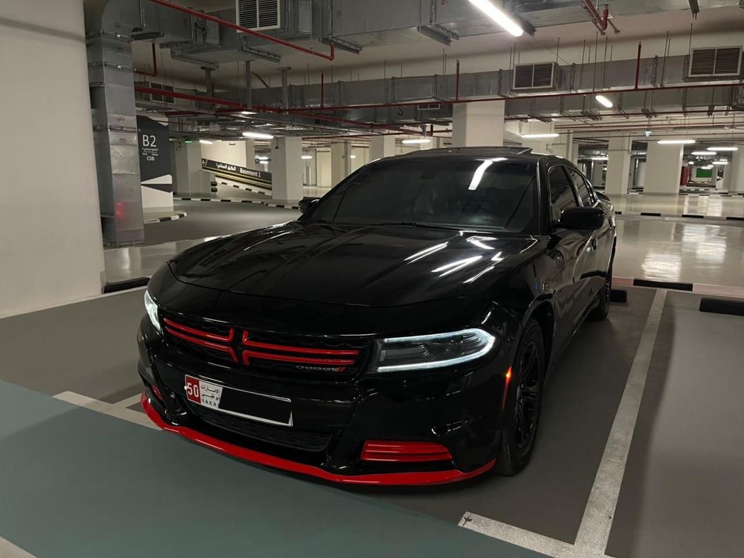 Car Image 2019 DODGE CHARGER SXT