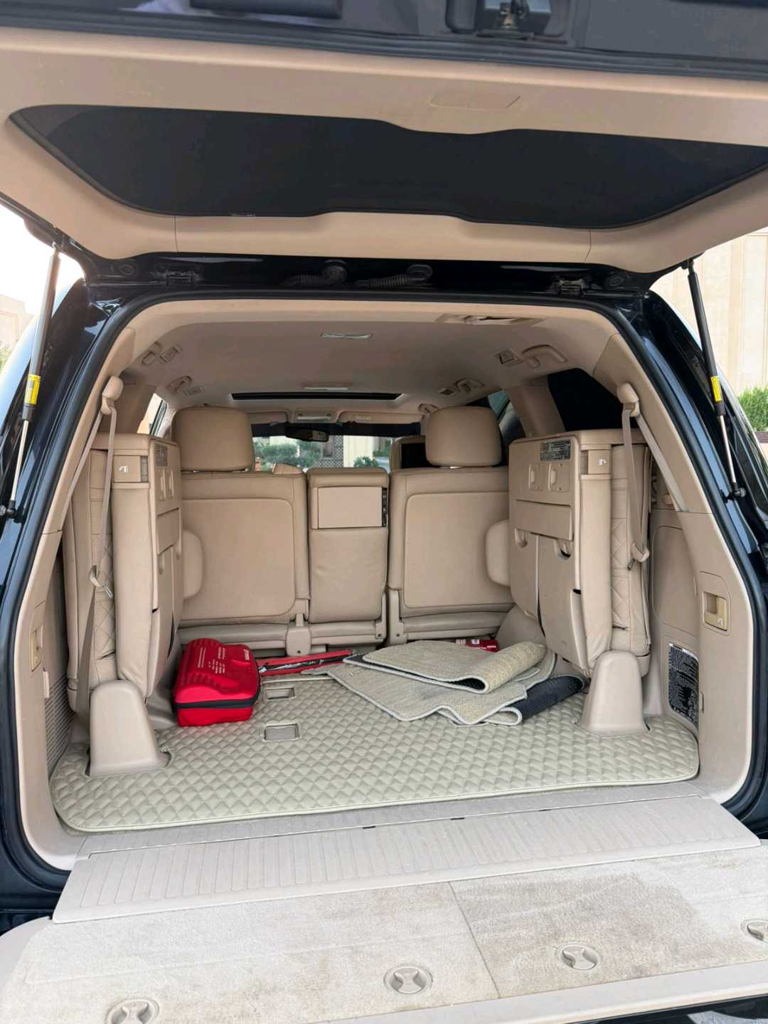 Car Image 2015 TOYOTA LAND CRUISER GX.R