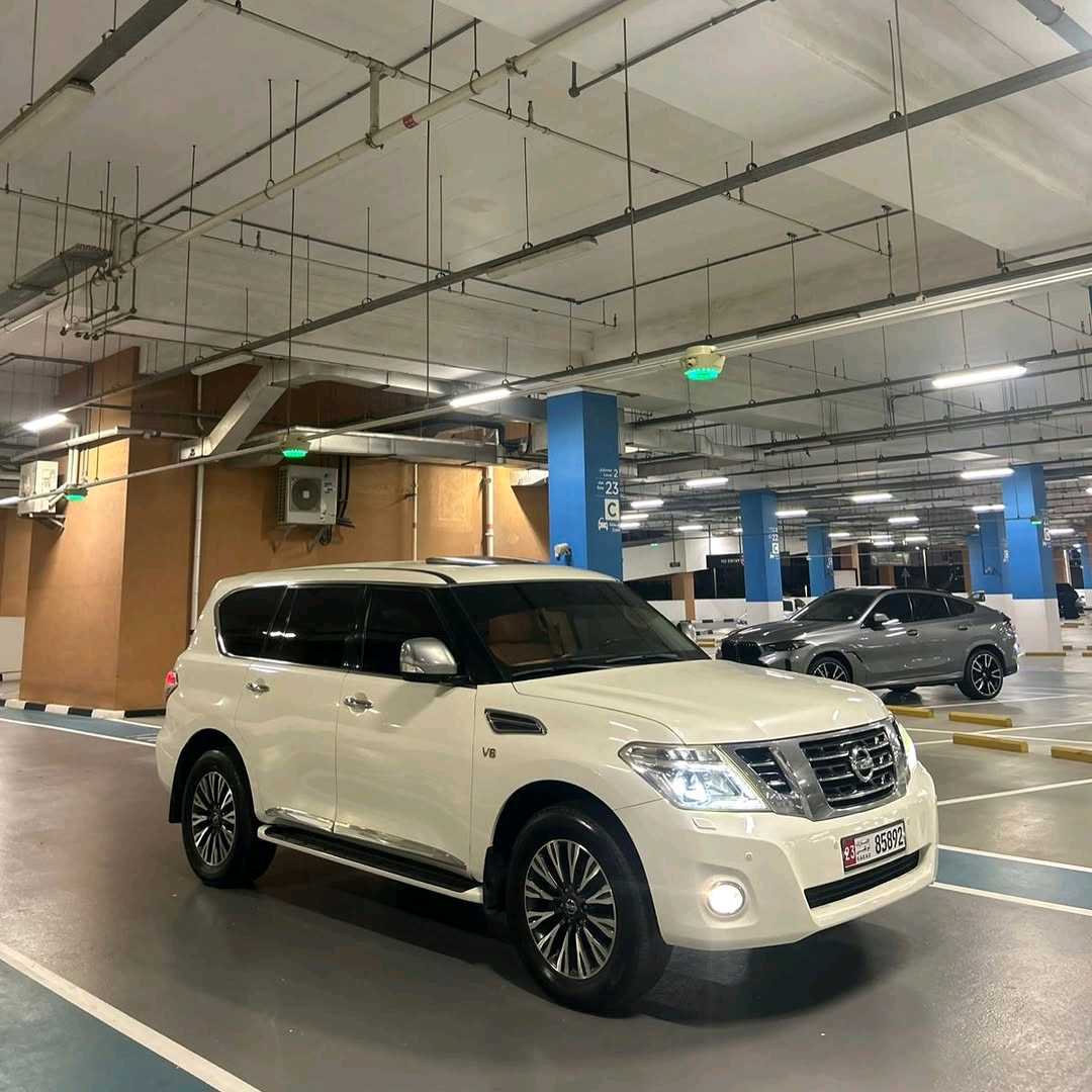 Car Image 2017 NISSAN PATROL Platinum