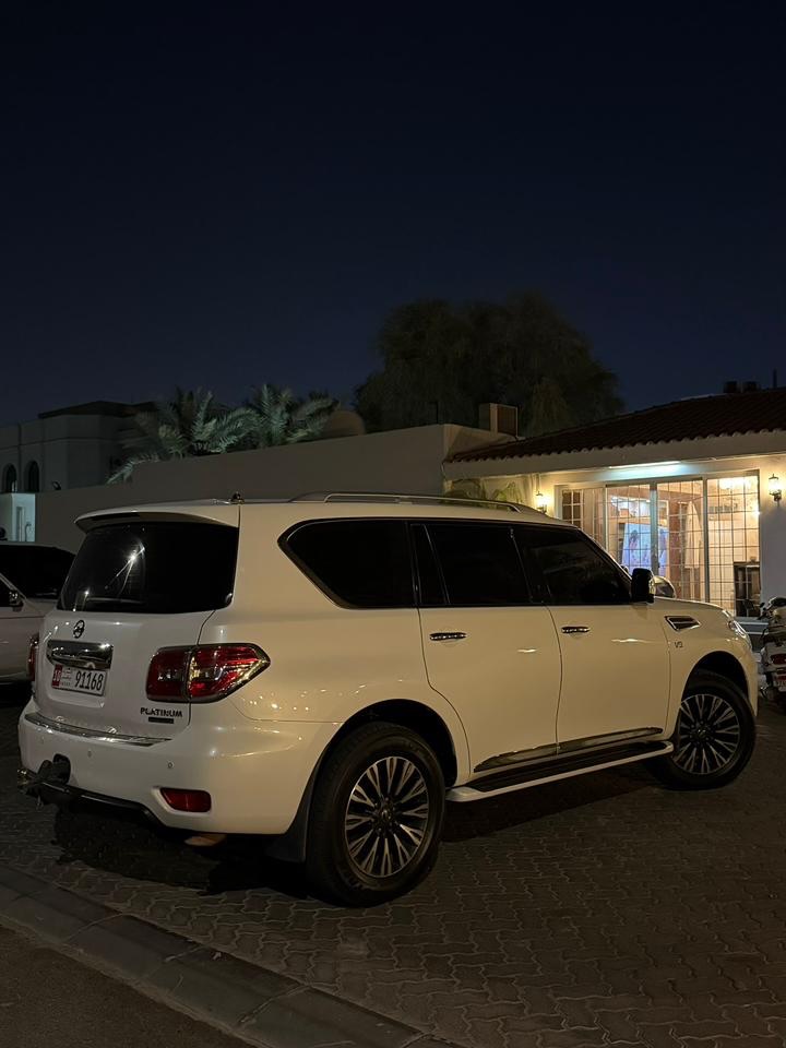Car Image 2015 NISSAN PATROL Platinum