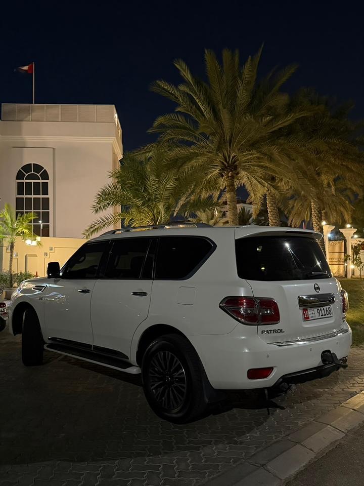 Car Image 2015 NISSAN PATROL Platinum