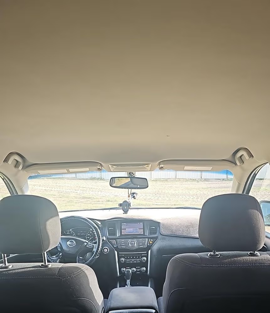 Car Image 2015 NISSAN PATHFINDER SV
