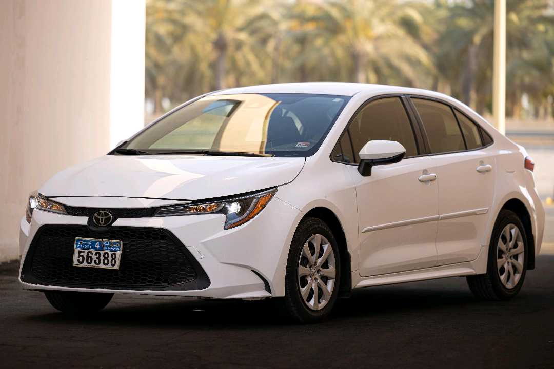 Car Image 2021 TOYOTA COROLLA LE