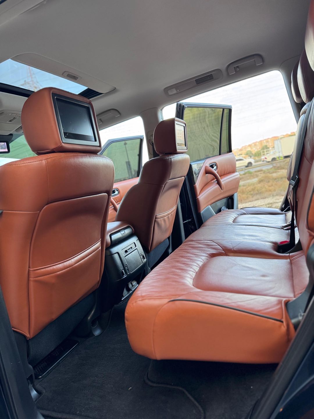 Car Image 2021 NISSAN PATROL Platinum