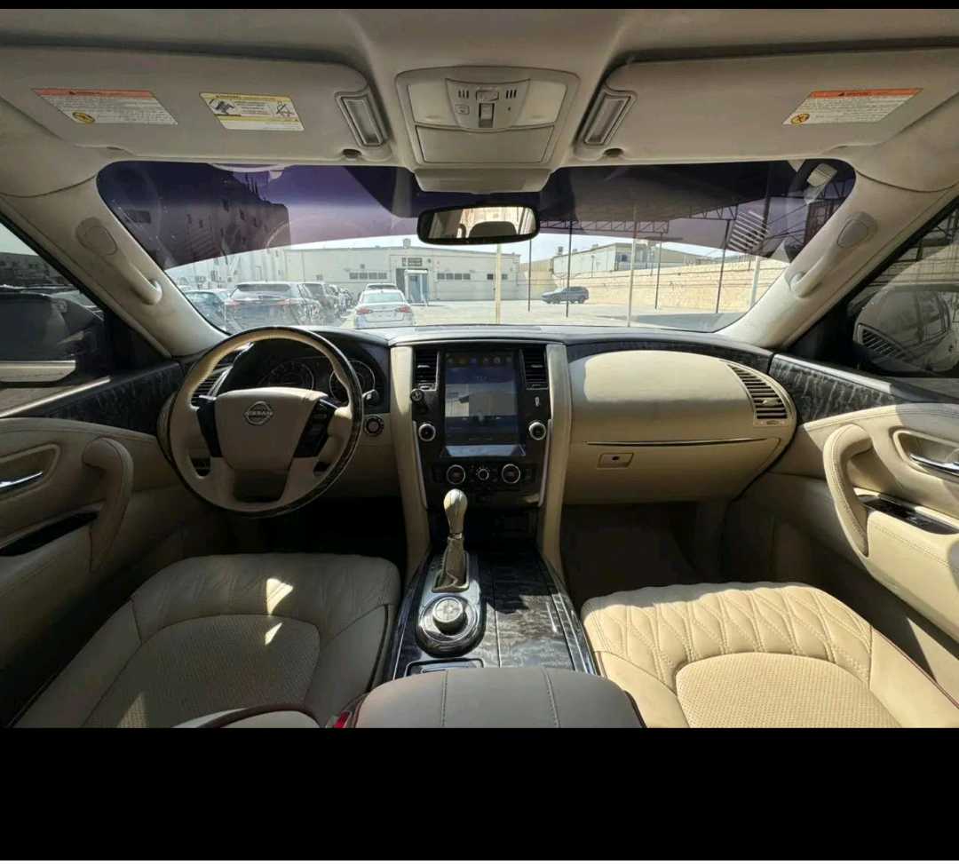 Car Image 2014 NISSAN PATROL 
