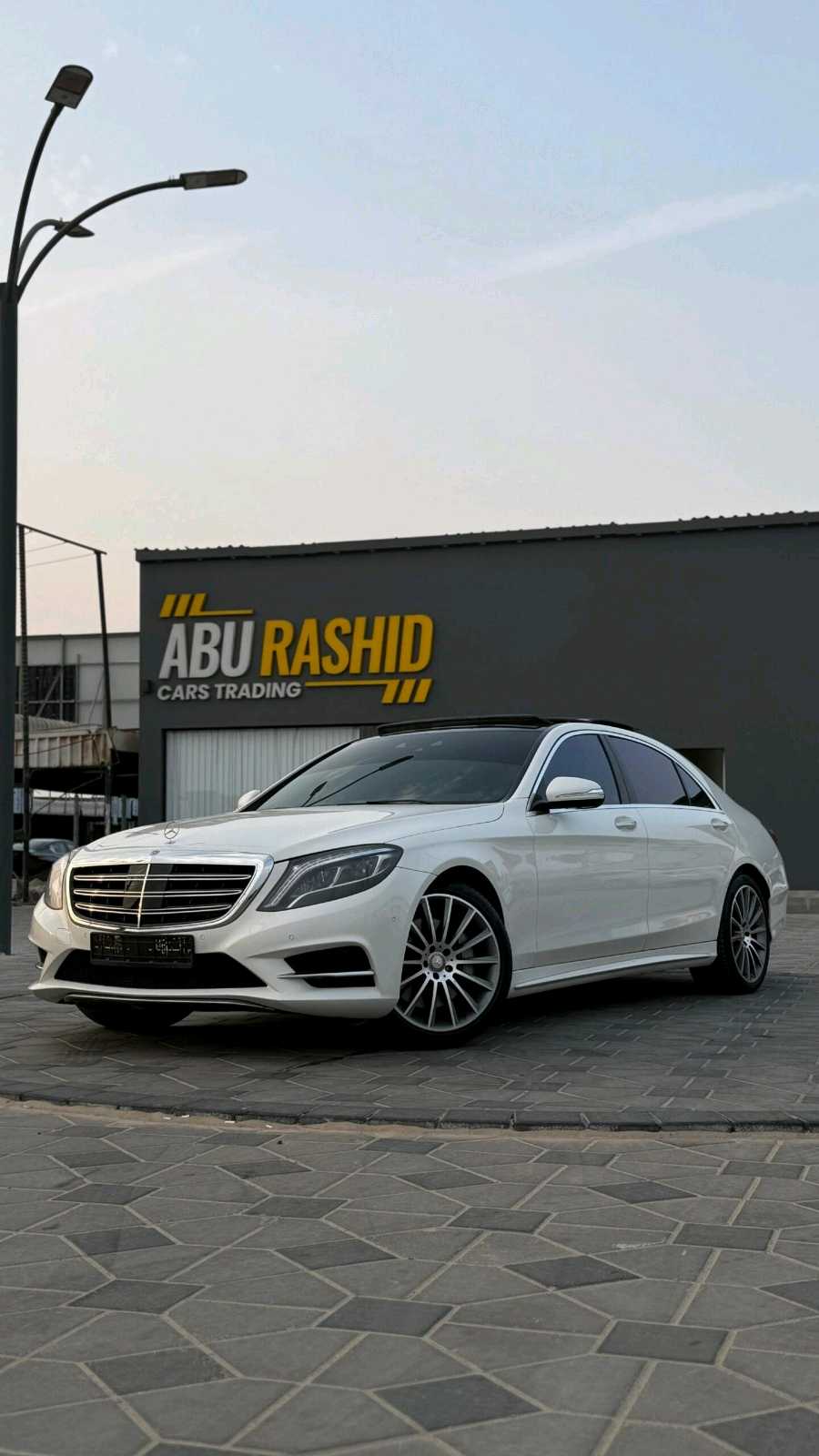 Car Image 2015 MERCEDES S Class 550