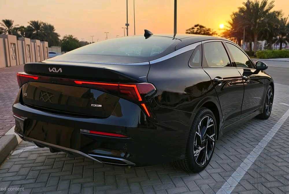 Car Image 2025 KIA K5 