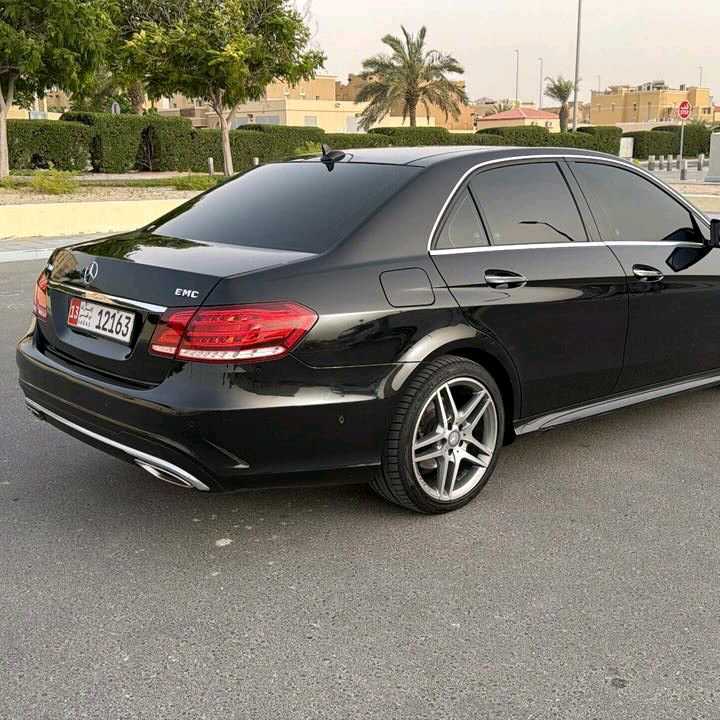 Car Image 2014 MERCEDES E Class 300