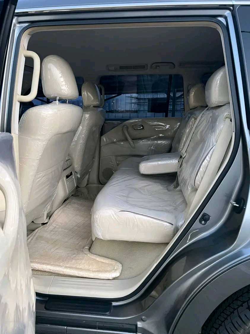 Car Image 2014 NISSAN PATROL Platinum