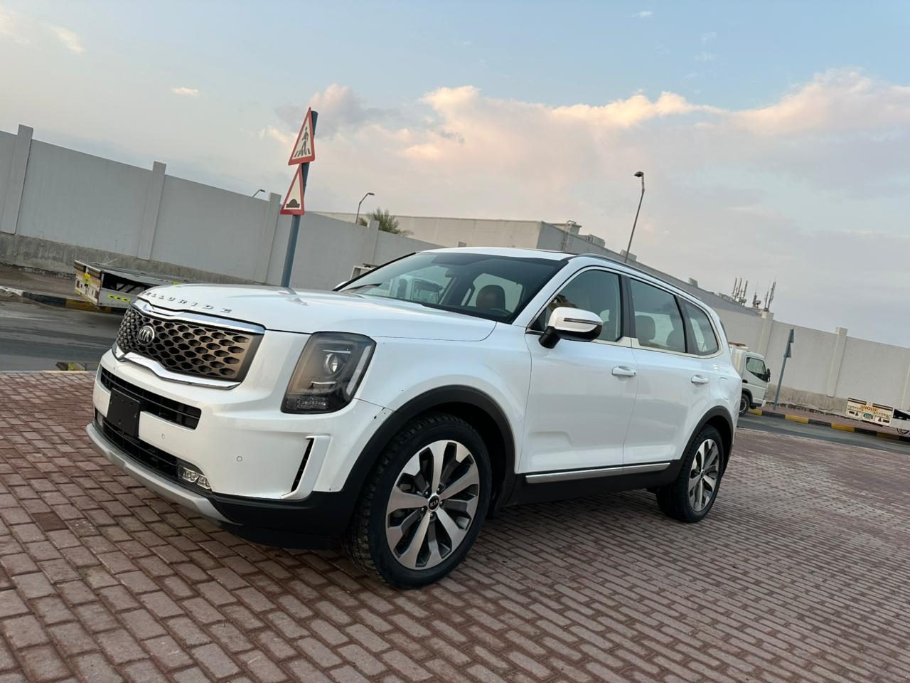 KIA TELLURIDE 2020