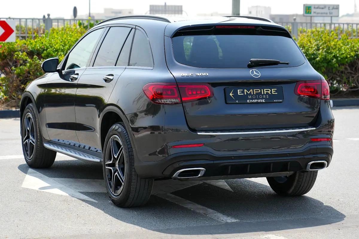Car Image 2020 MERCEDES GLC CLASS 