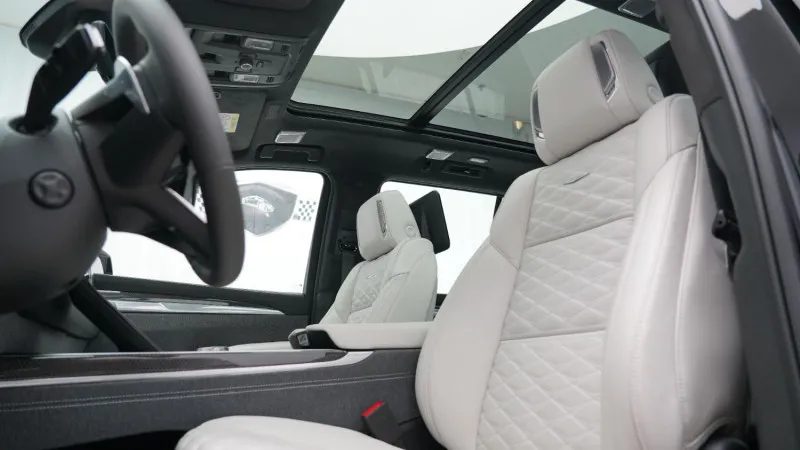 Car Image 2025 CADILLAC ESCALADE 