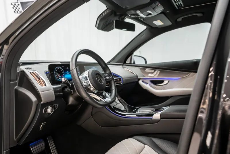 Car Image 2021 MERCEDES EQC 