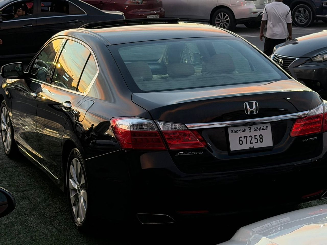 Car Image 2016 HONDA ACCORD 