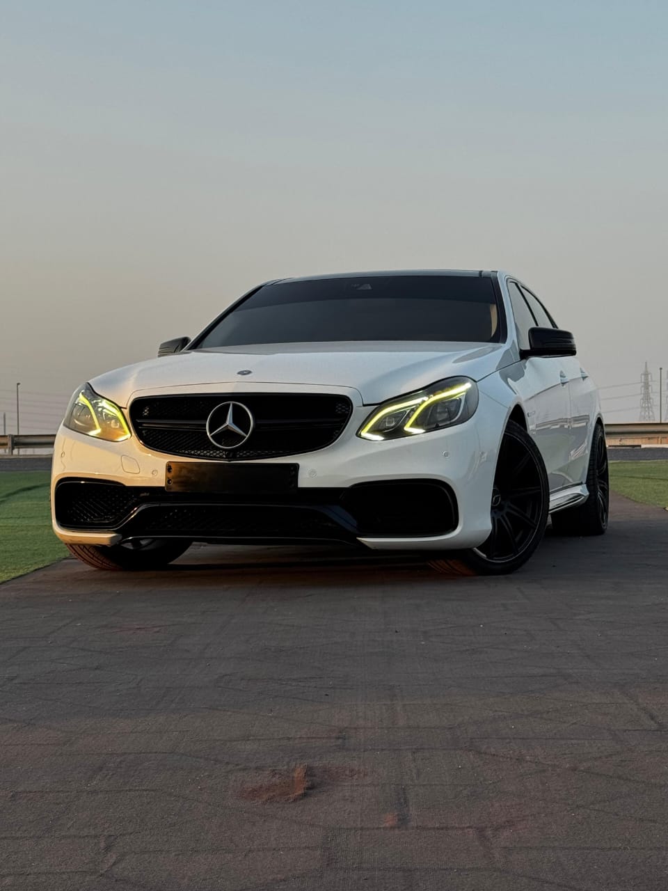 Car Image 2014 MERCEDES E Class 300