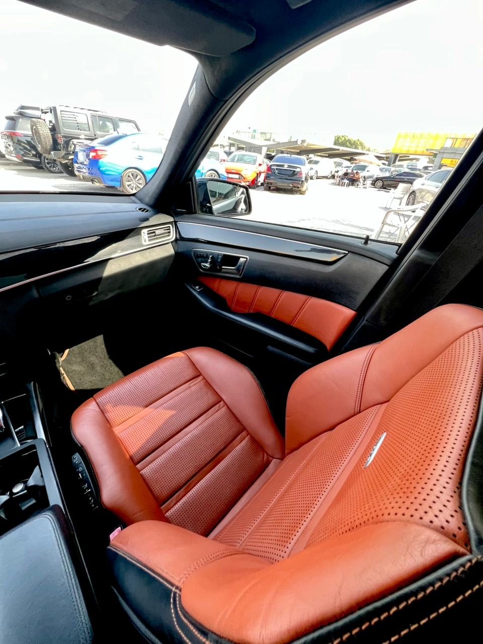 Car Image 2014 MERCEDES E Class 