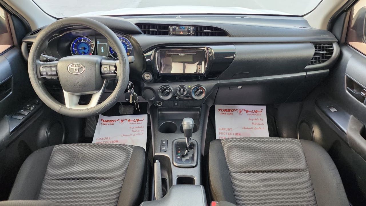 Car Image 2020 TOYOTA HILUX 2.7