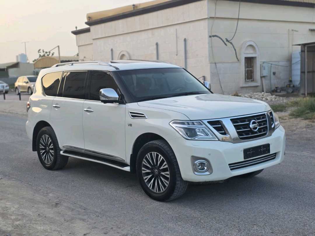 Car Image 2016 NISSAN PATROL LE