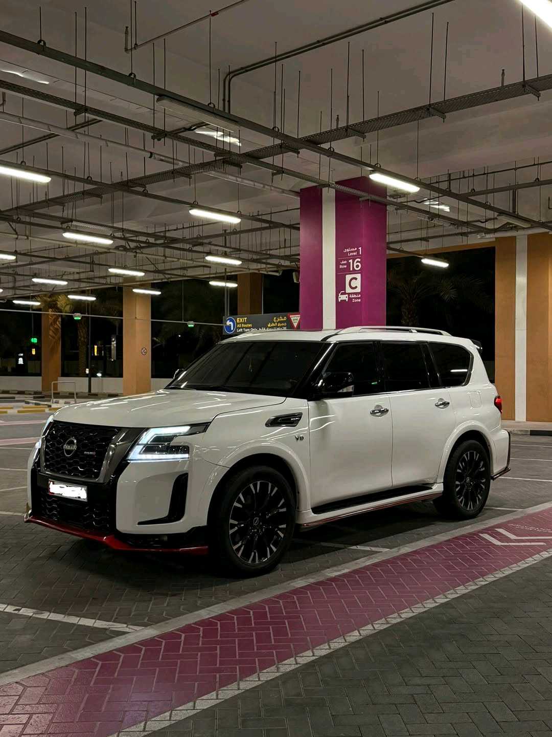 Car Image 2013 NISSAN PATROL Platinum