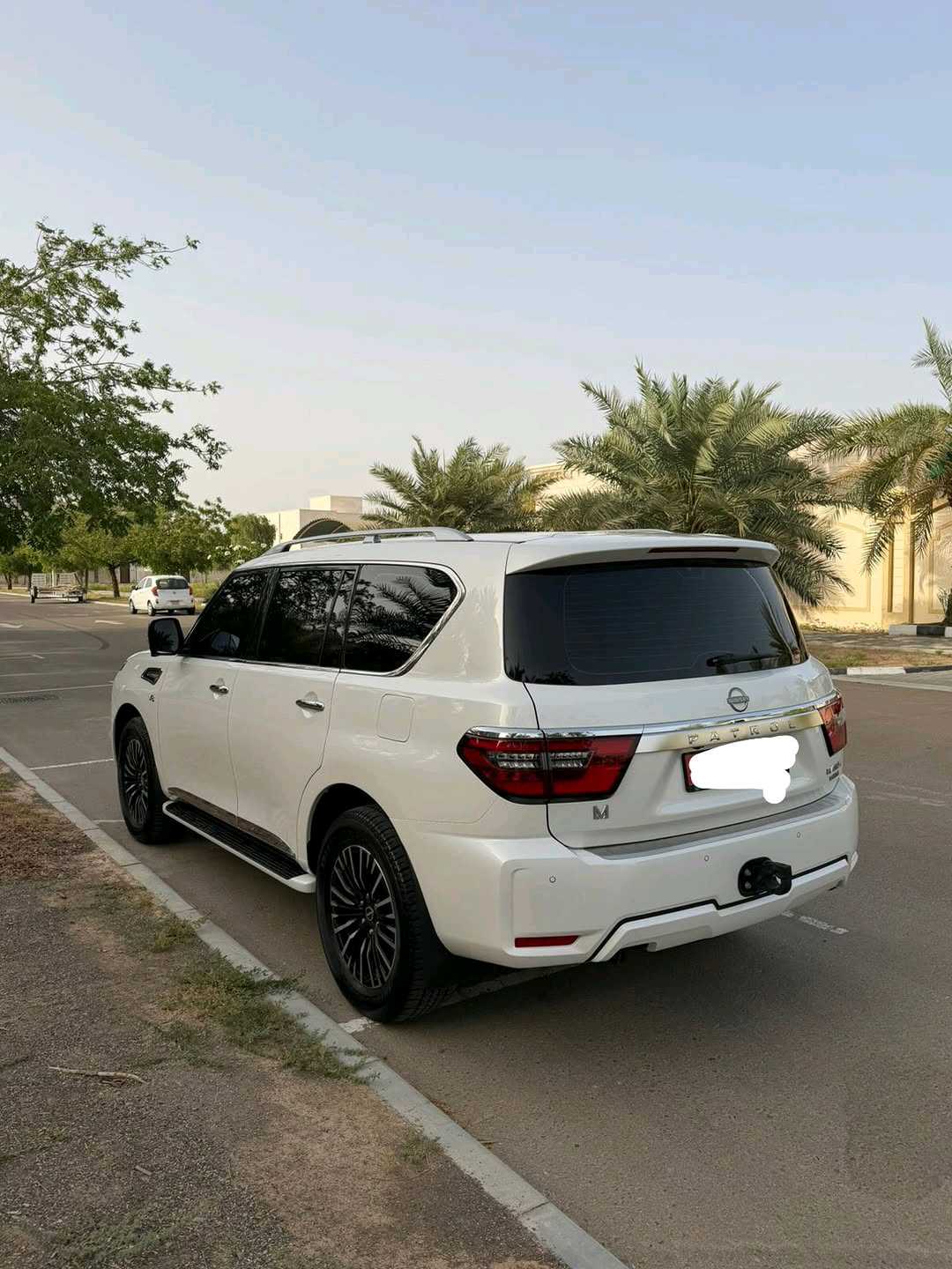 Car Image 2024 NISSAN PATROL Platinum