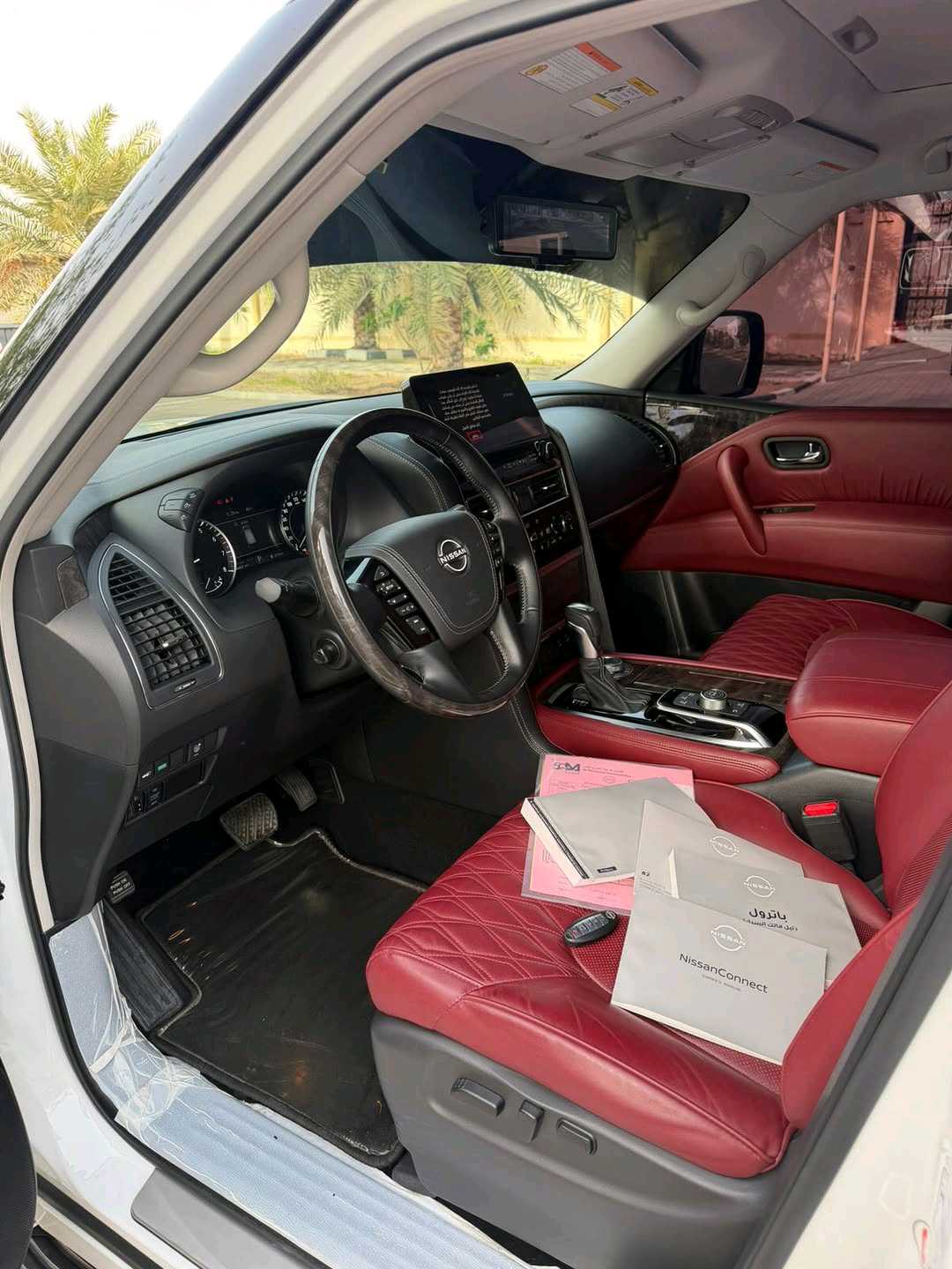 Car Image 2024 NISSAN PATROL Platinum