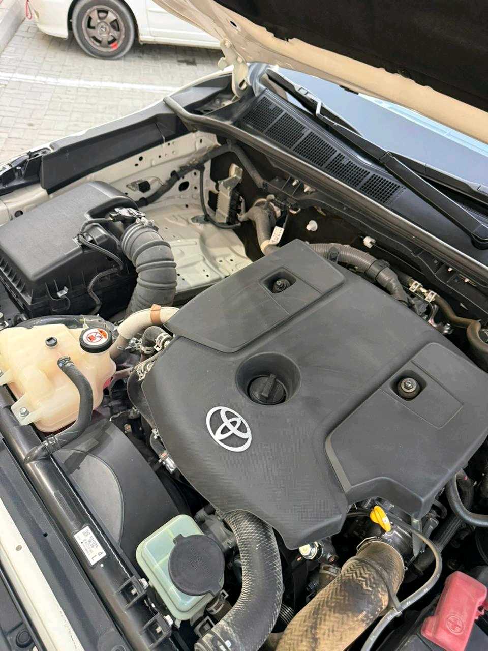 Car Image 2025 TOYOTA HILUX 2.4