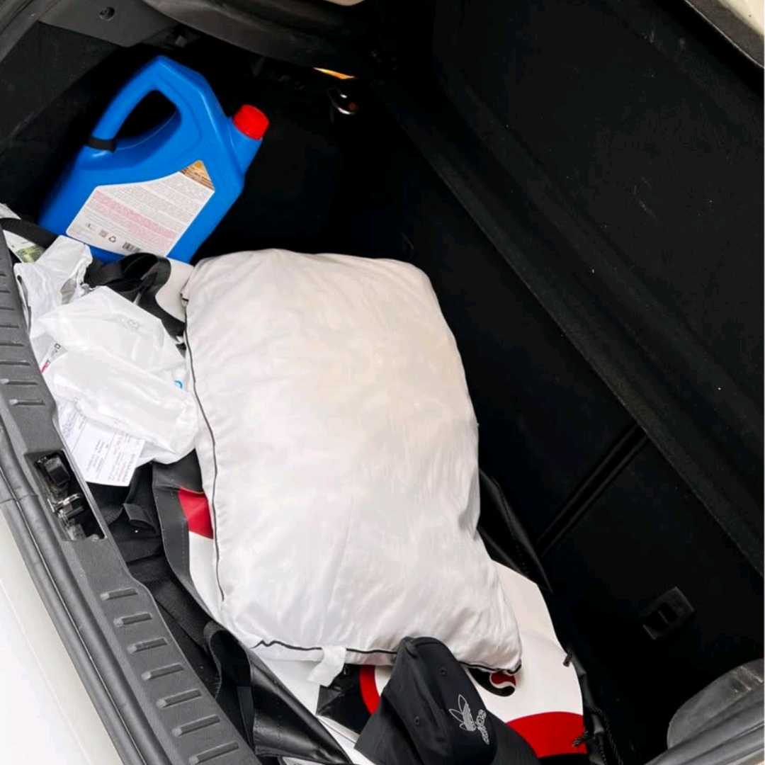 Car Image 2015 FORD FOCUS 