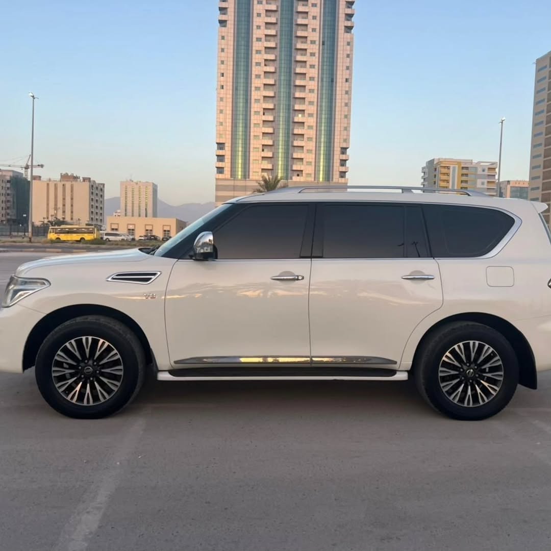 Car Image 2014 NISSAN PATROL Platinum
