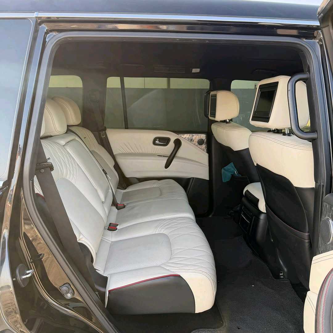 Car Image 2015 NISSAN PATROL Nismo