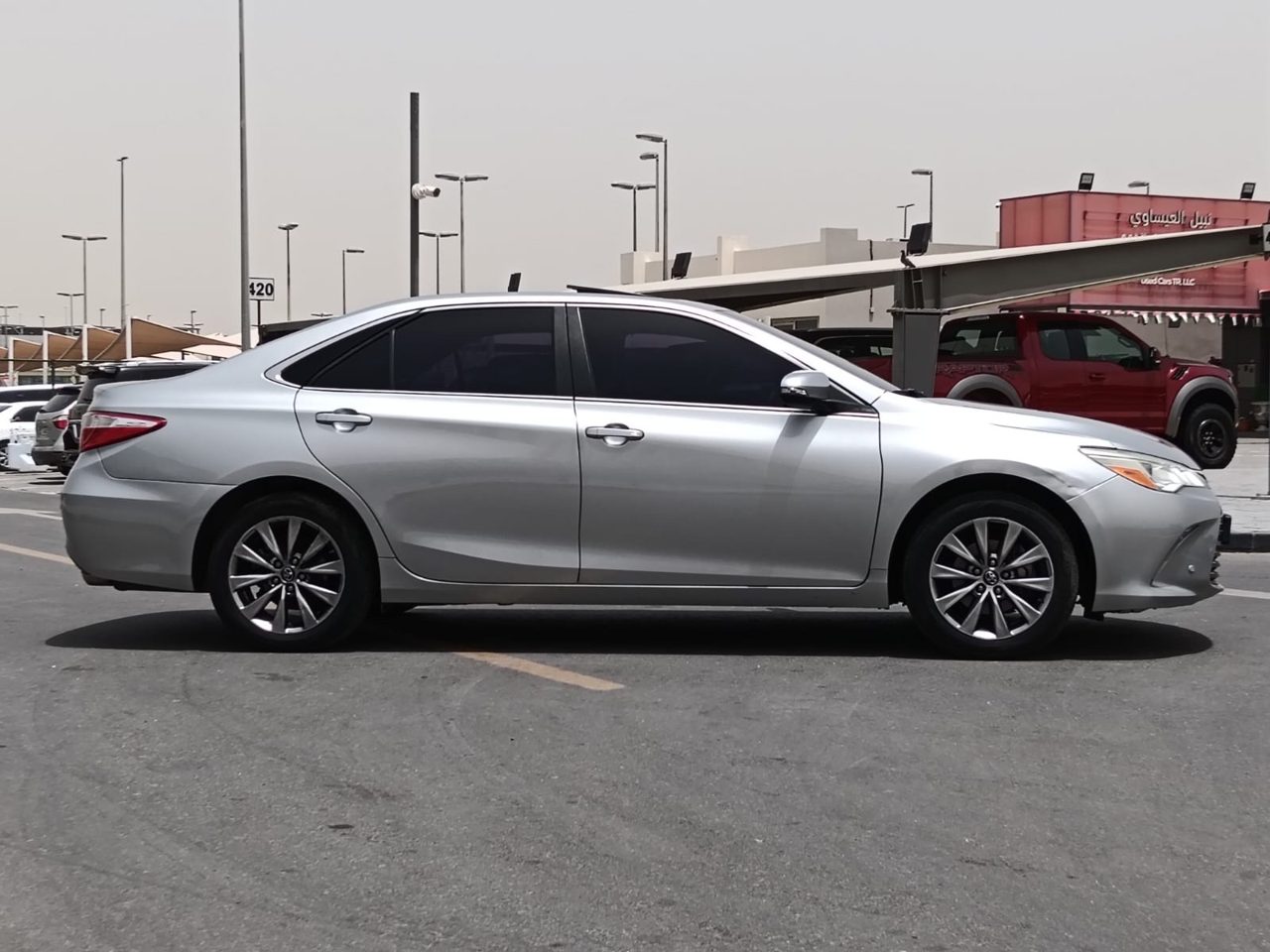Car Image 2016 TOYOTA CAMRY 