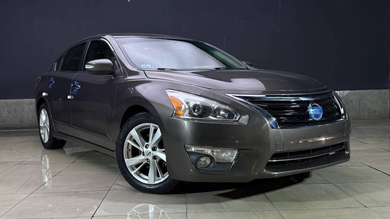 Car Image 2013 NISSAN ALTIMA SL