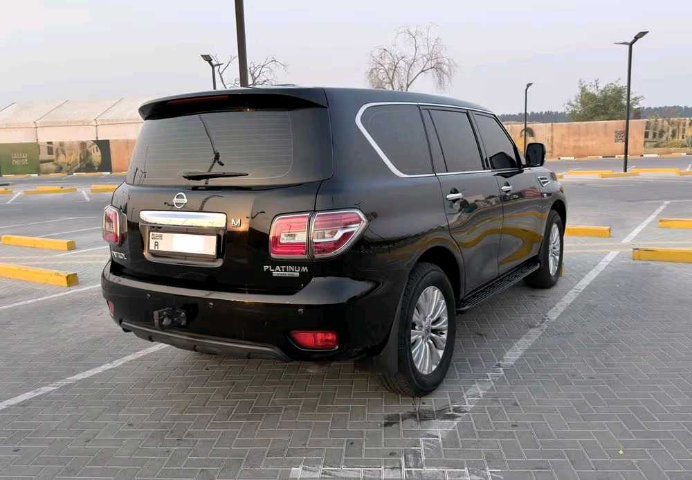 Car Image 2015 NISSAN PATROL SE