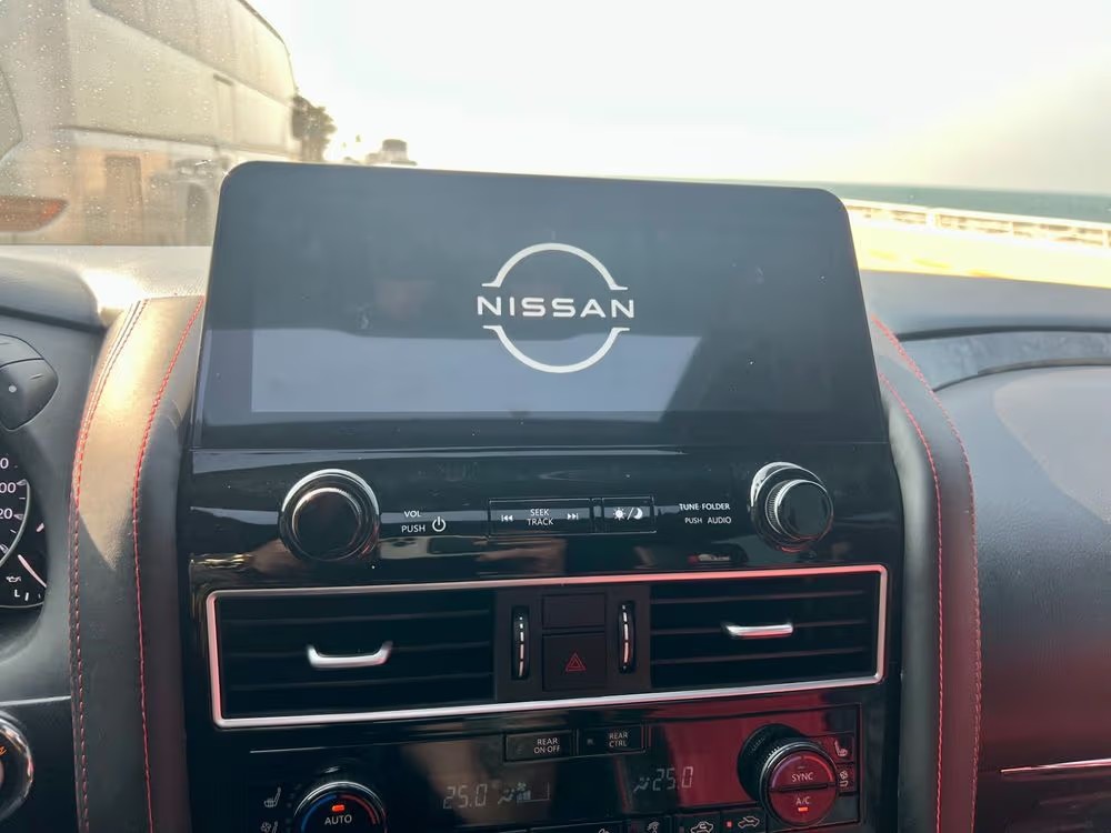 Car Image 2017 NISSAN PATROL Nismo